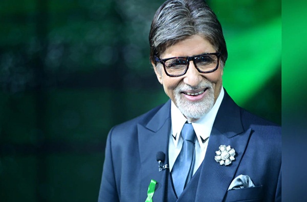 Superstar Amitabh Bachchan extends gratitude to fans for wishes on 78th birthday